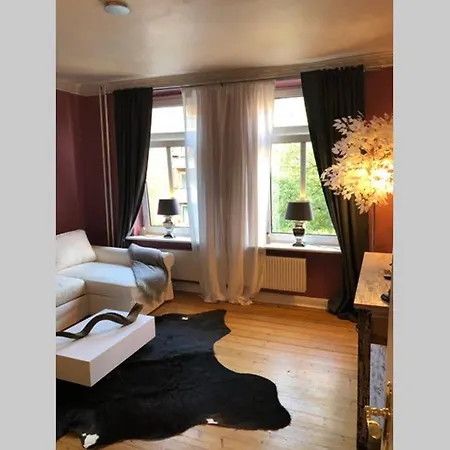 Ferienwohnung Perfekter Altbaucharme in zentraler Lage ! Kiel Exterior foto