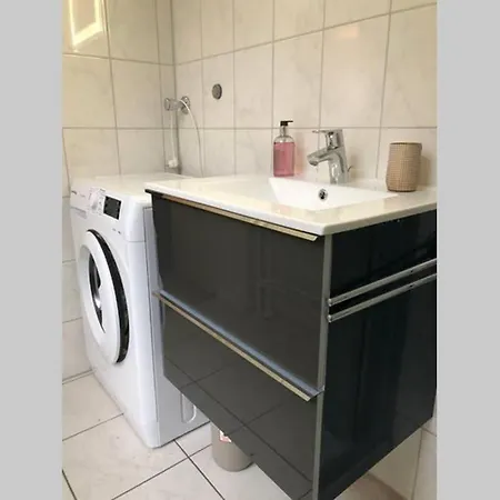 Ferienwohnung Perfekter Altbaucharme in zentraler Lage ! Kiel Exterior foto