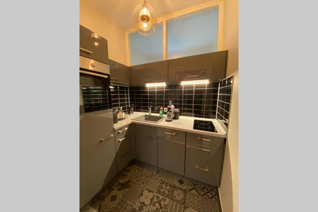 Perfekter Altbaucharme In Zentraler Lage ! Apartment Kiel